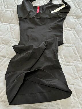 Sz M⭐️Like New Spanx Black Dress Slip